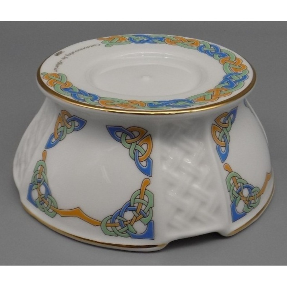 Royal Tara Celtic Knots Pillar Candle Holder Ireland Bone China Millenium 2000